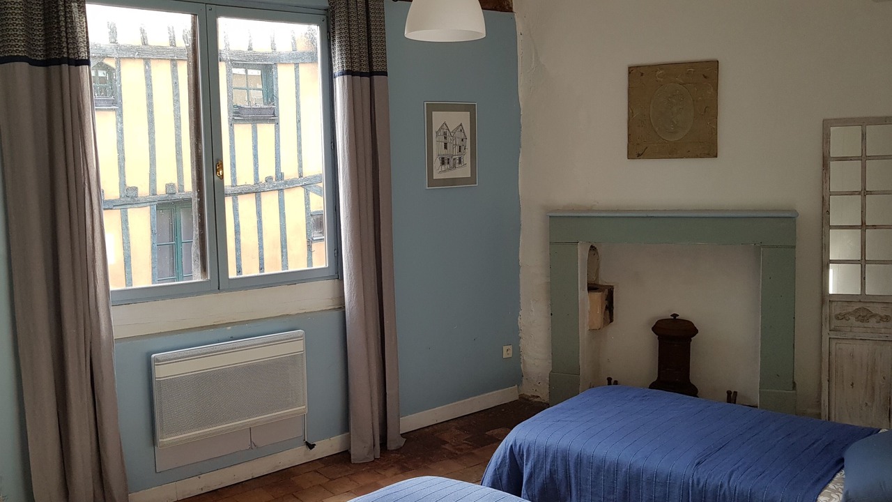 Photo of Bedroom in Chateau-Gontier