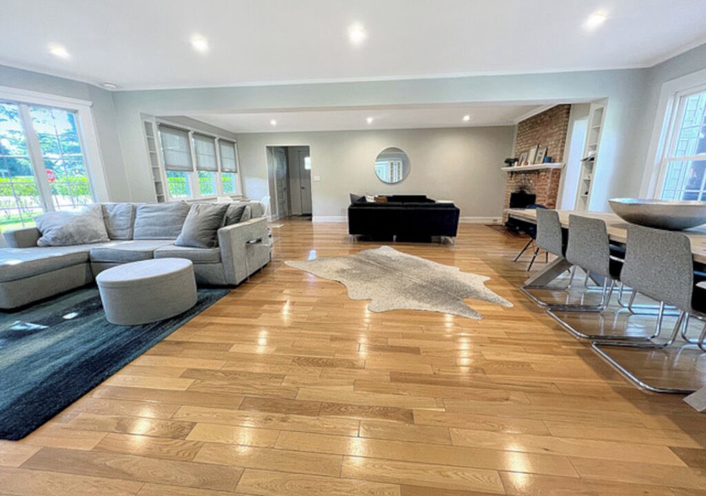 Photo of Livingroom in East Quogue