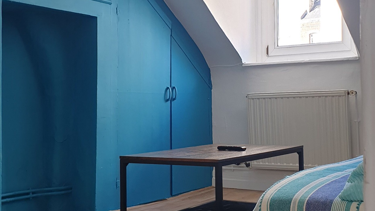 Photo of Bedroom in Anatole France Danton