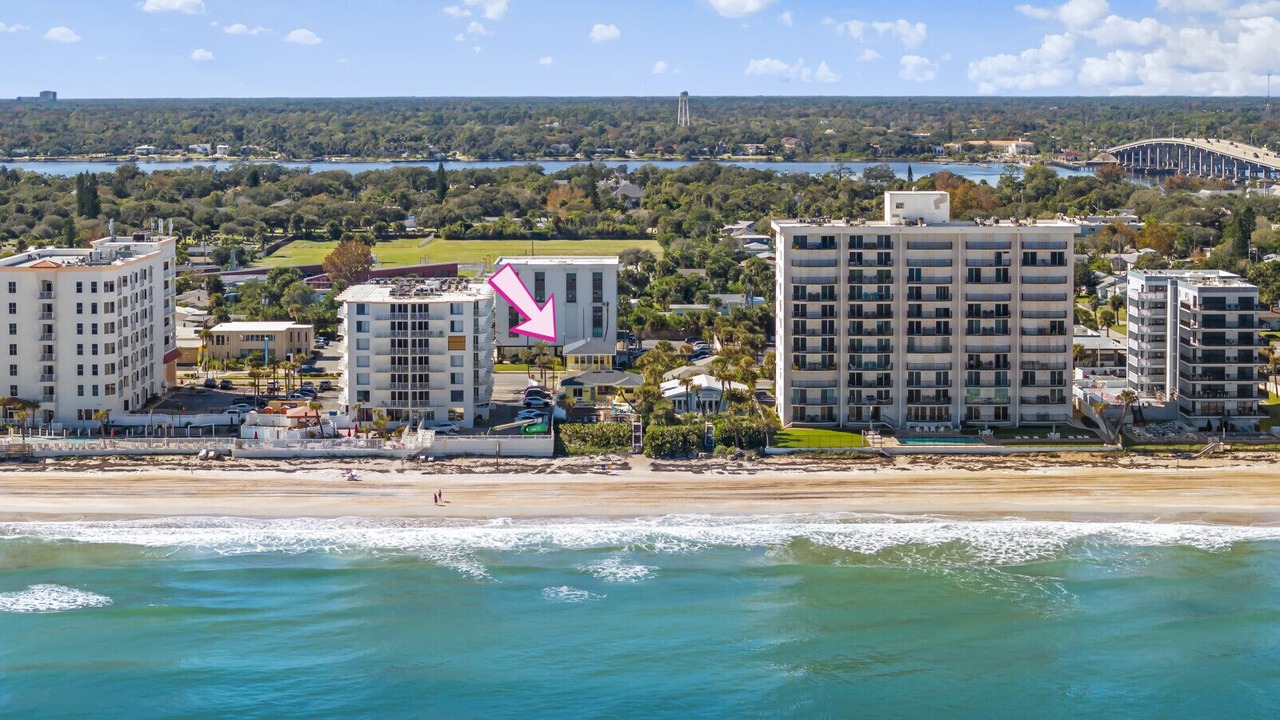 Photo of Others in Bostroms