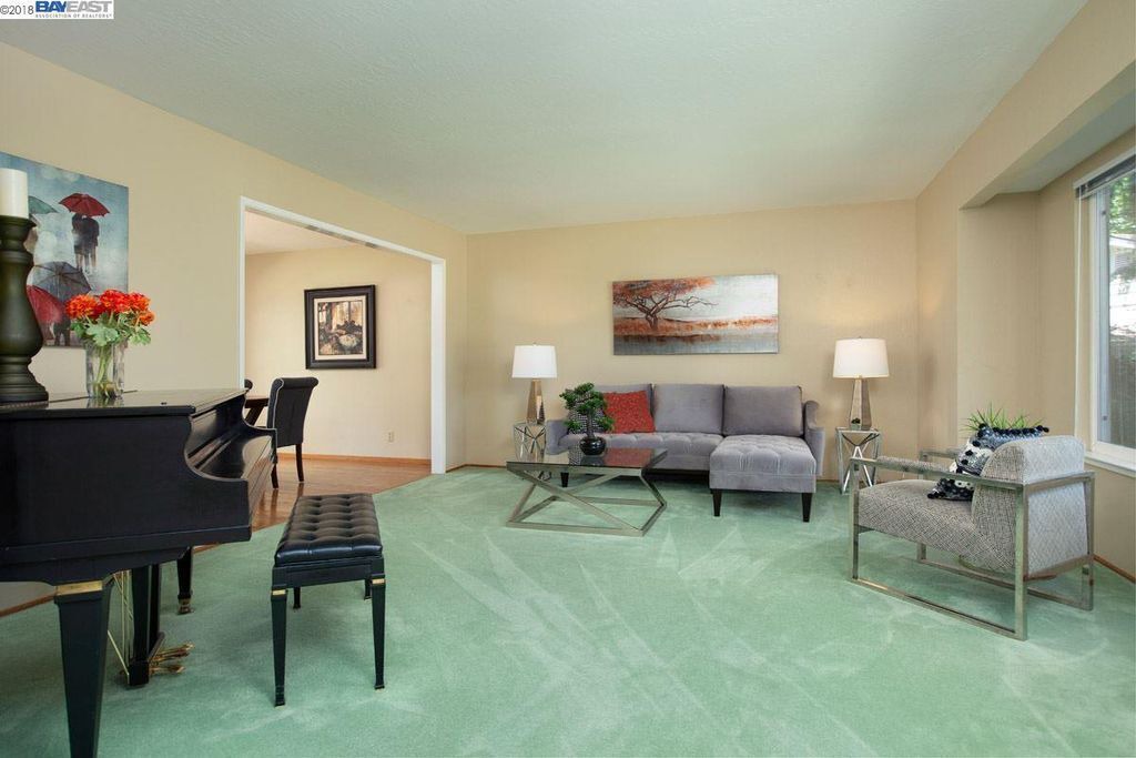 Photo of Livingroom in Pleasanton