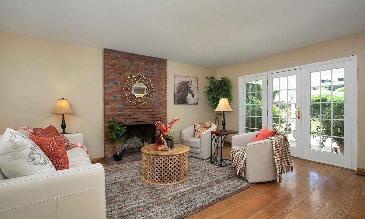Photo of Livingroom in Pleasanton
