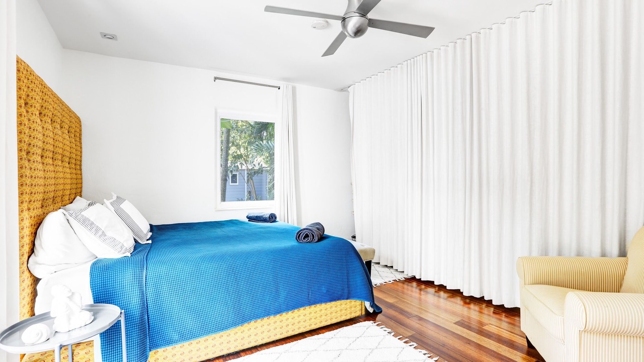 Photo of Bedroom in El Portal