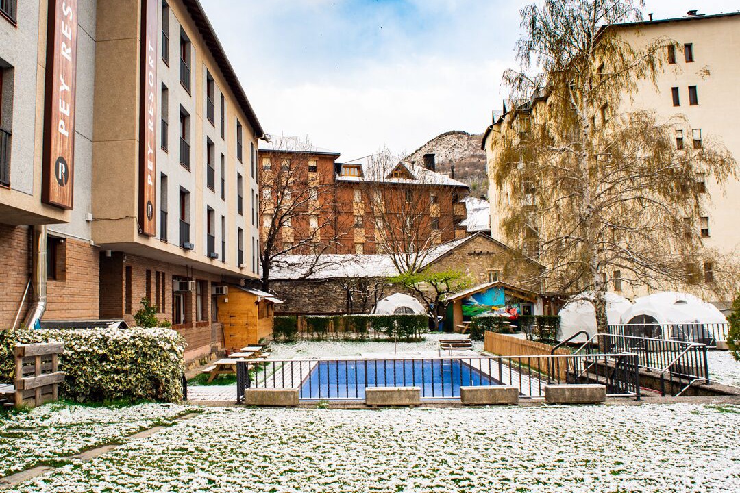 Photo of Outdoor in Sort