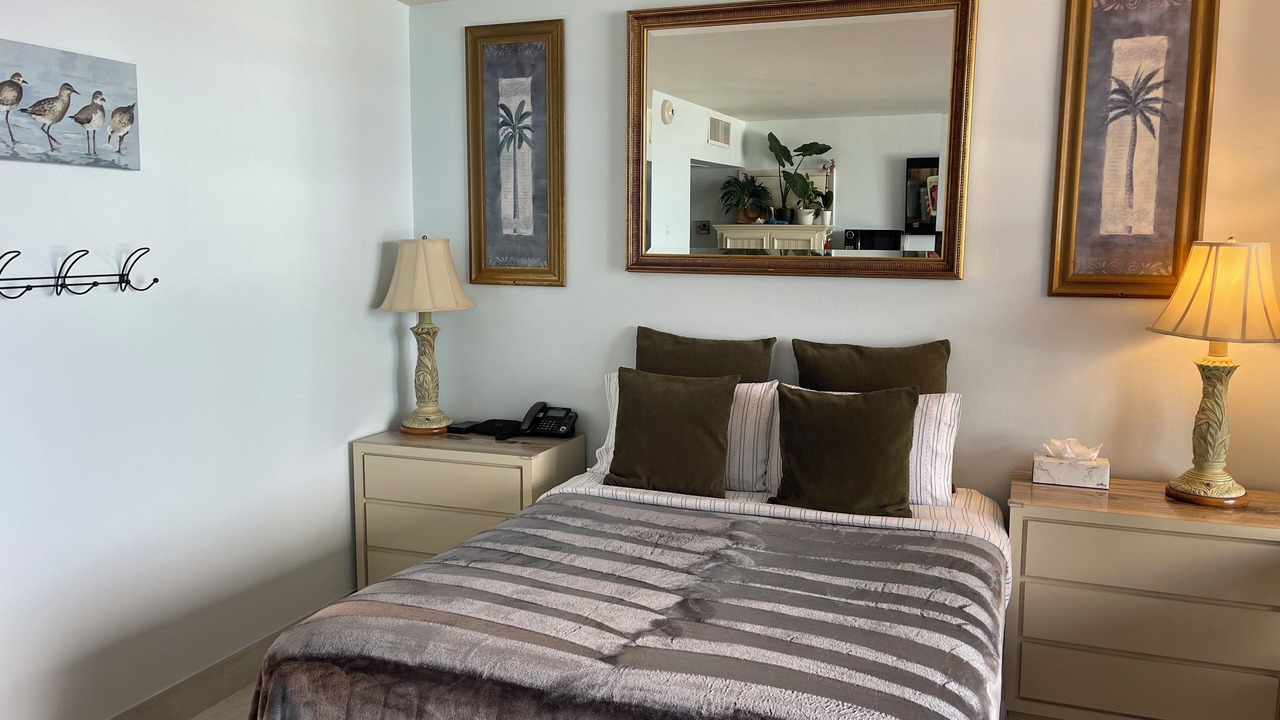 Photo of Bedroom in Galt Mile
