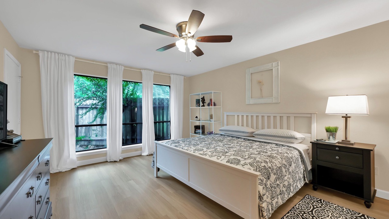 Photo of Bedroom in Grogan's Mill