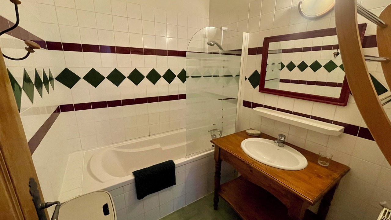 Photo of Bathroom in Villeneuve-sur-Lot