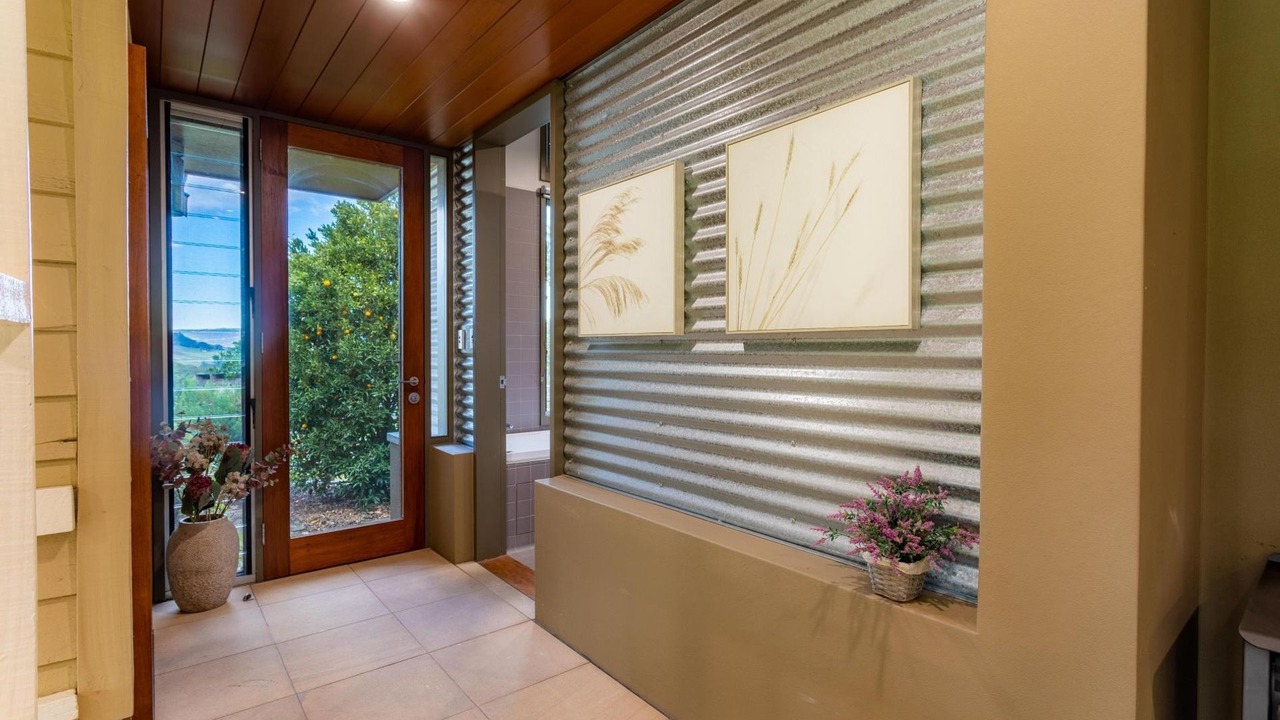 Photo of Others in Barrengarry