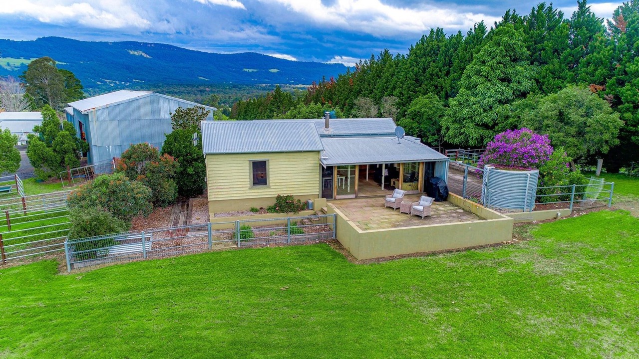 Photo of Others in Barrengarry