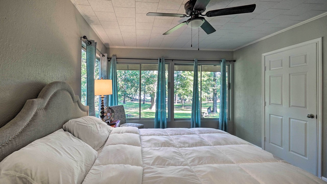 Photo of Bedroom in Avinger
