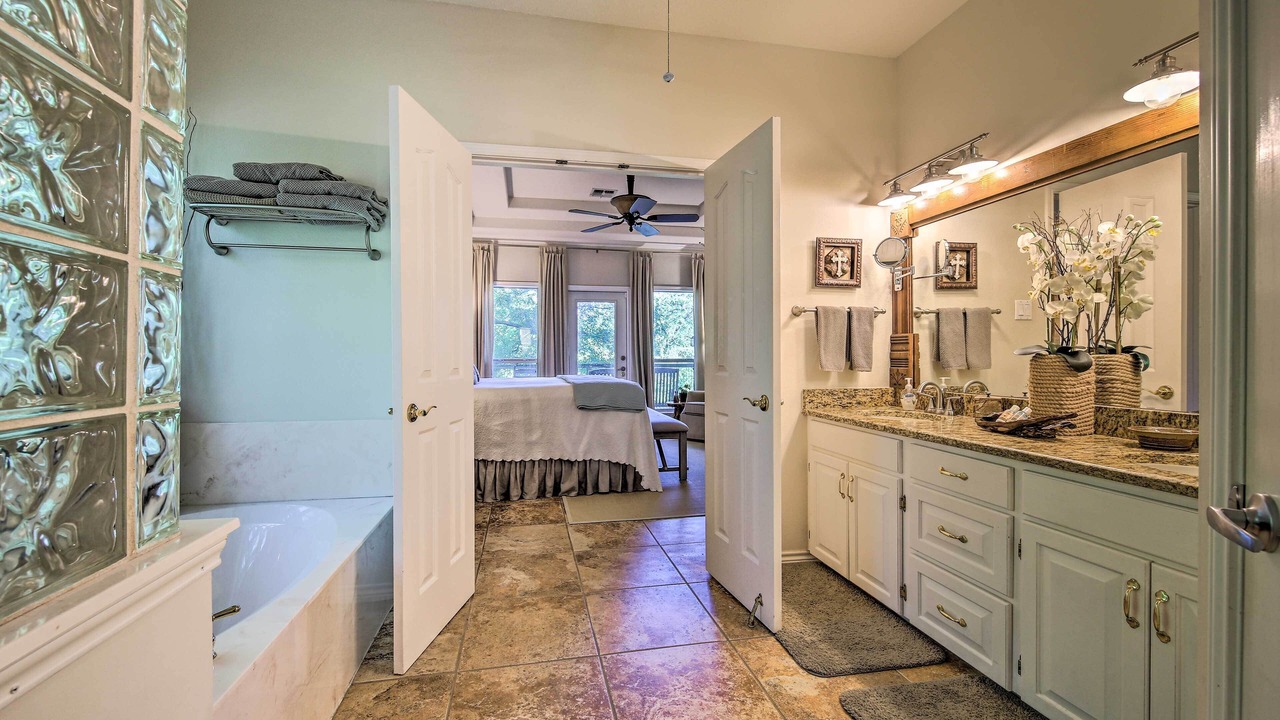 Photo of Bathroom in Seguin