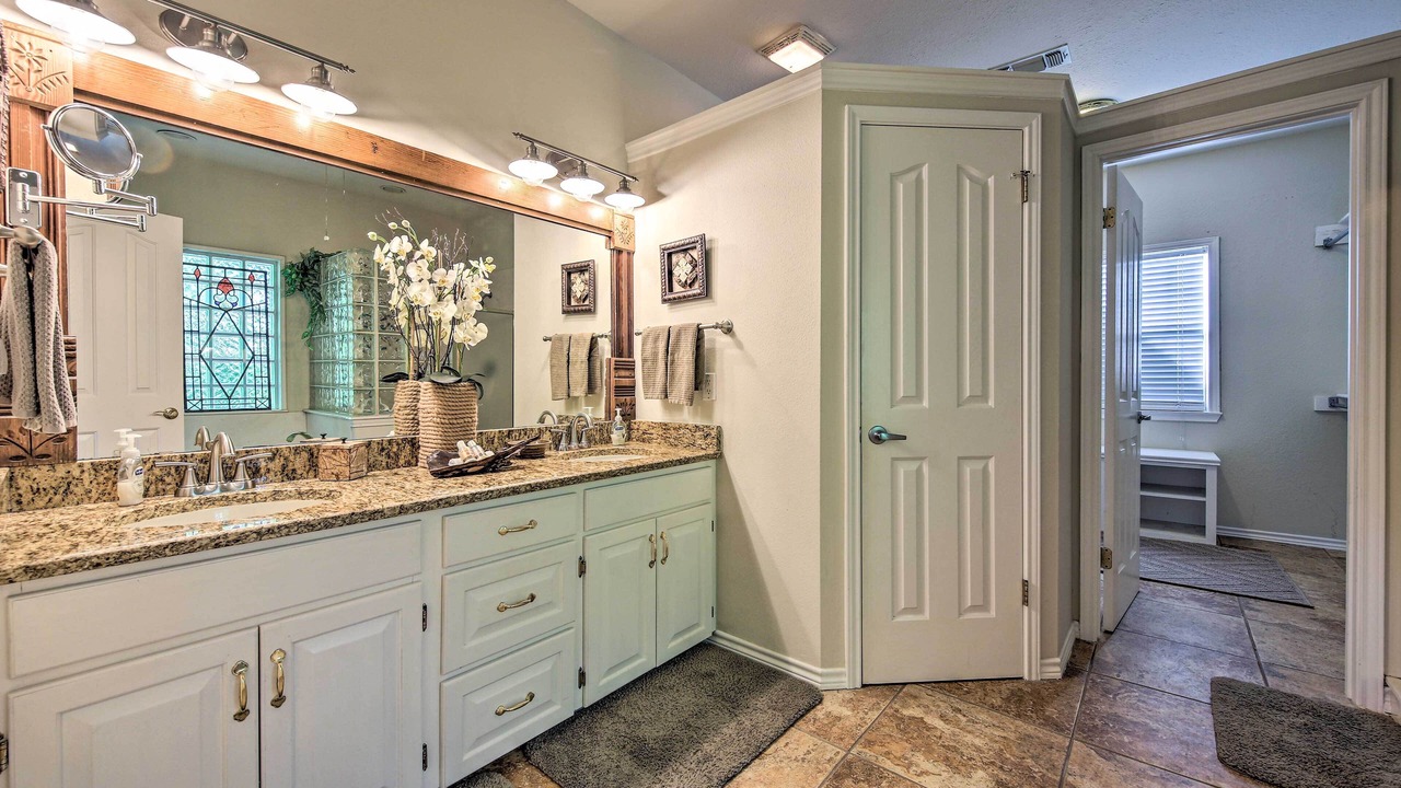 Photo of Bathroom in Seguin