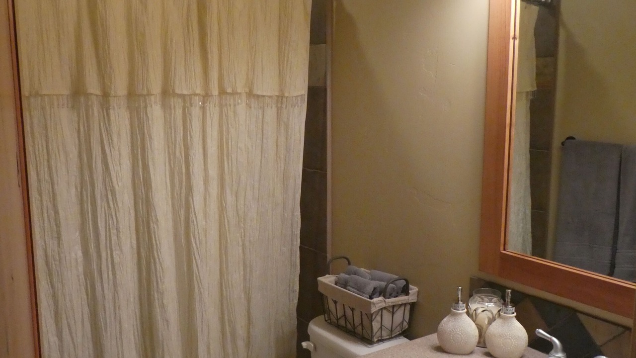 Photo of Bathroom in Eden