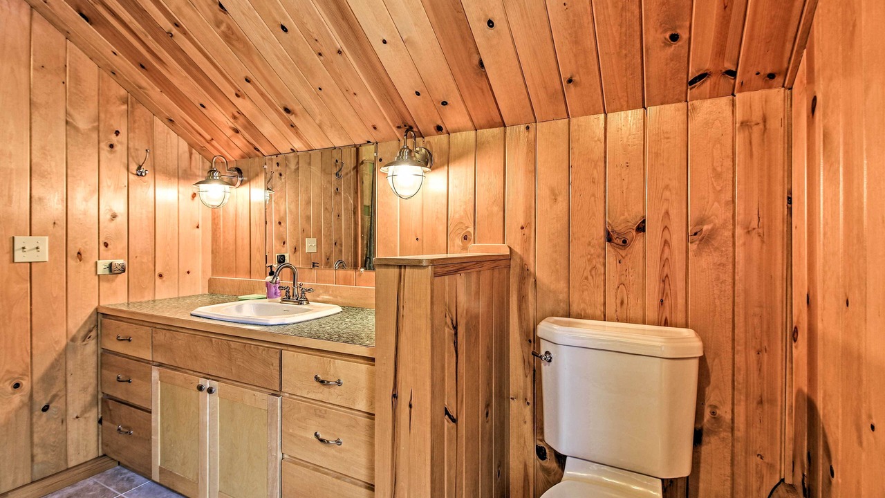 Photo of Bathroom in Lutsen