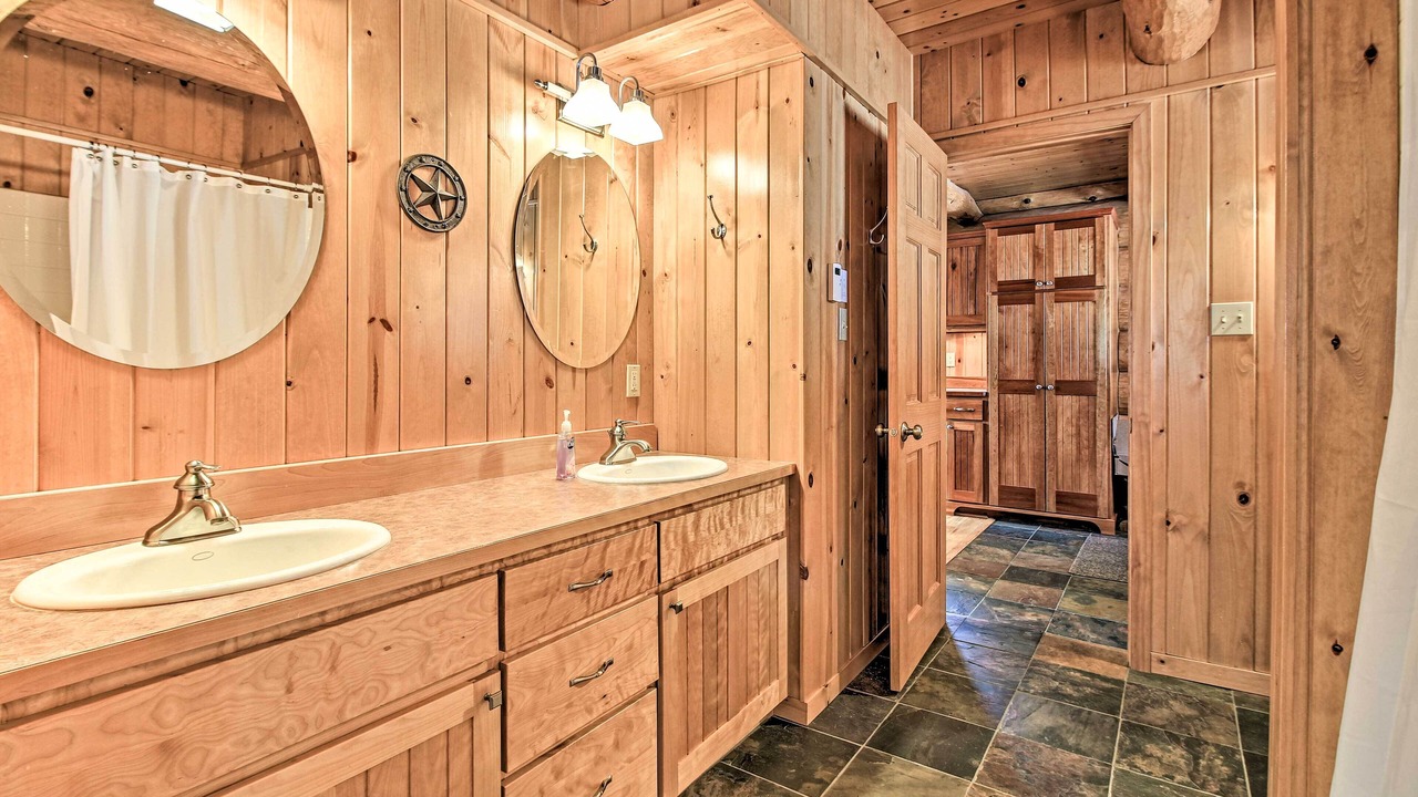 Photo of Bathroom in Lutsen