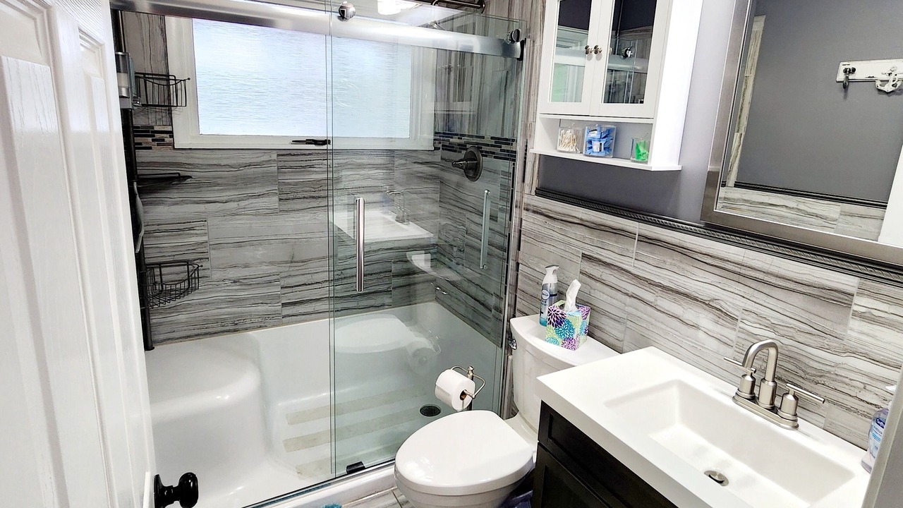 Photo of Bathroom in Lake Ozark