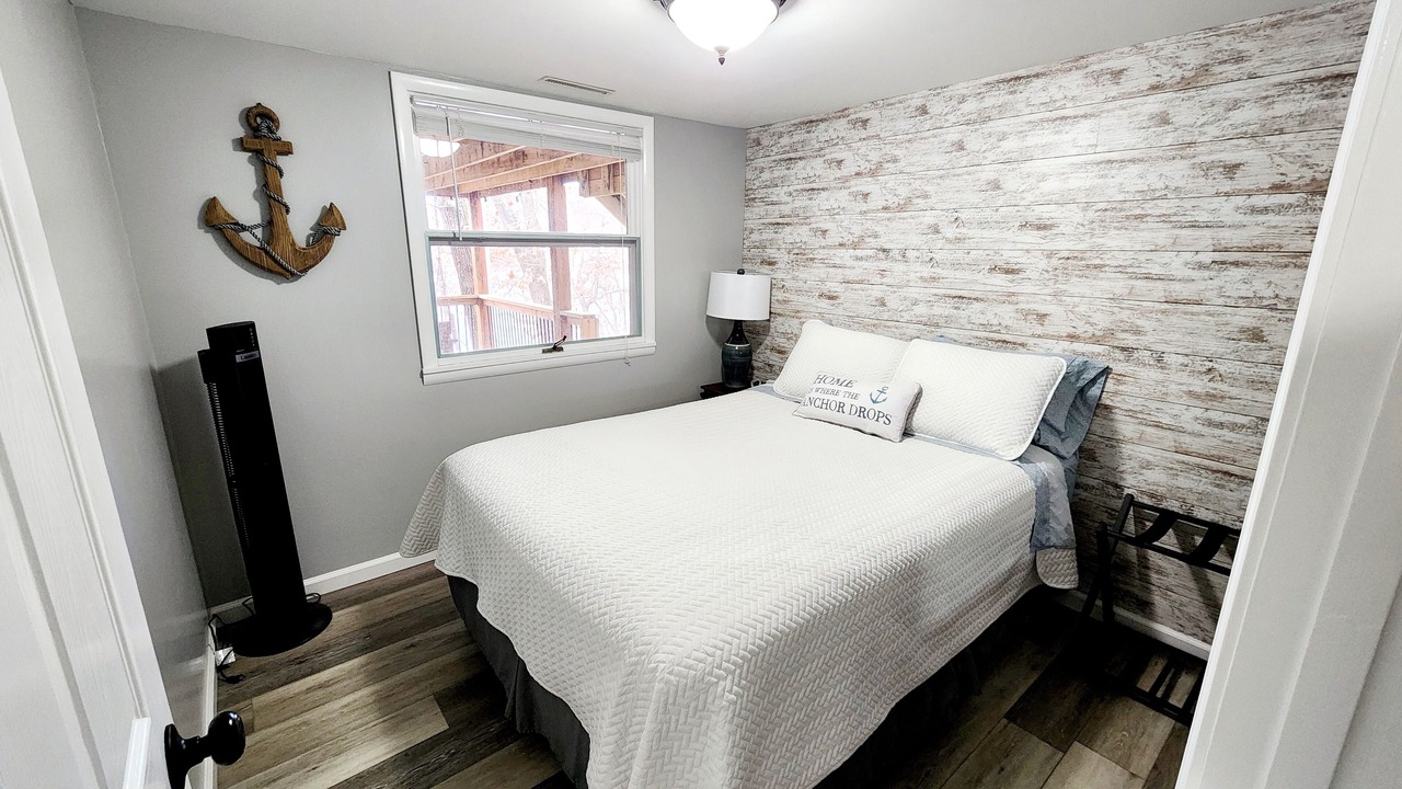 Photo of Bedroom in Lake Ozark
