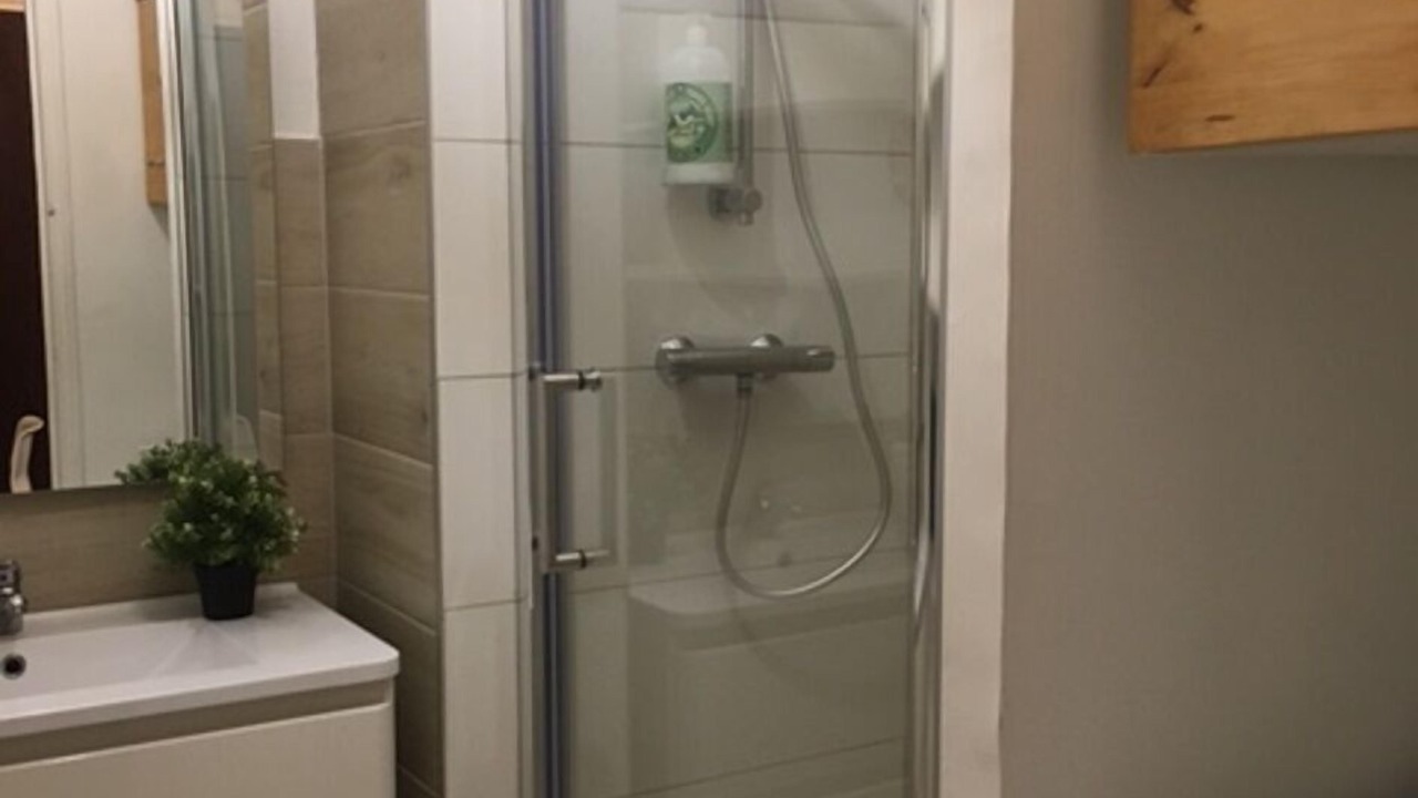 Photo of Bathroom in Saint-Ideuc