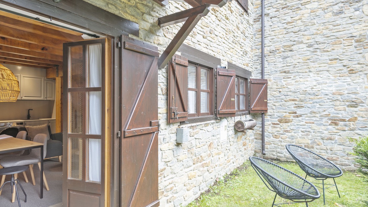 Photo of Outdoor in Arties