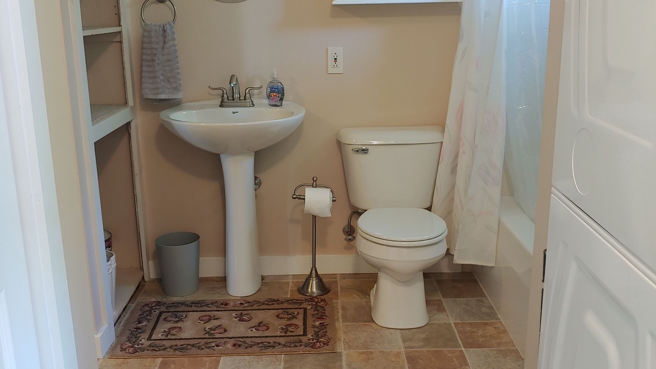 Photo of Bathroom in Alton