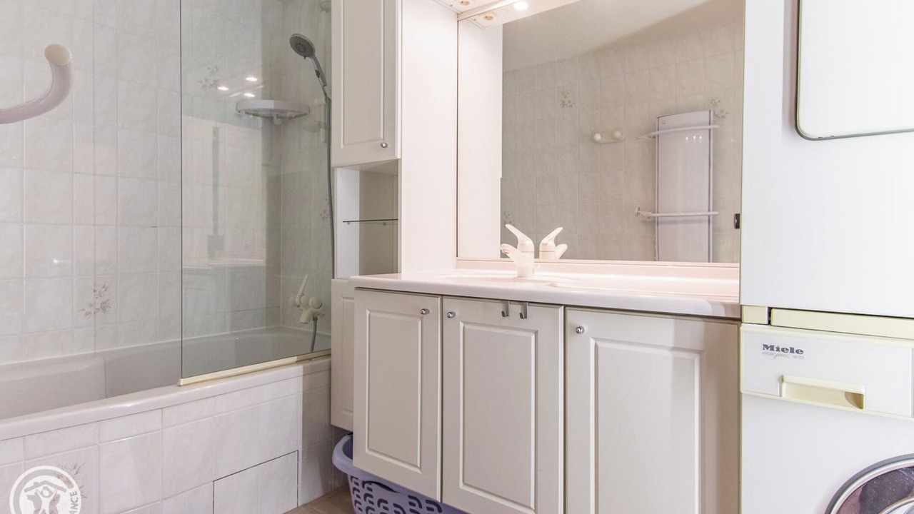 Photo of Bathroom in Les Carroz-d'Araches