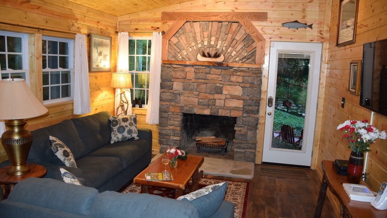 Photo of Livingroom in Dahlonega