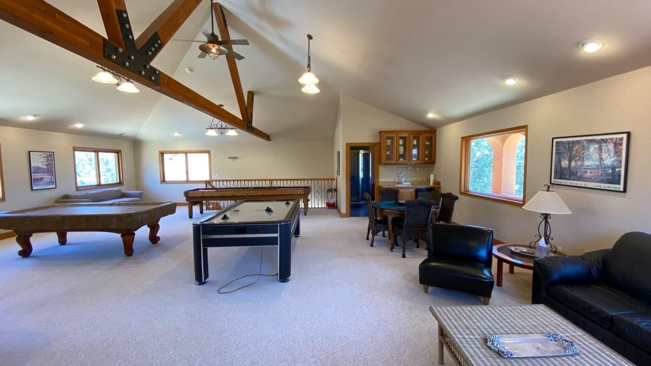 Photo of Livingroom in Pope Valley
