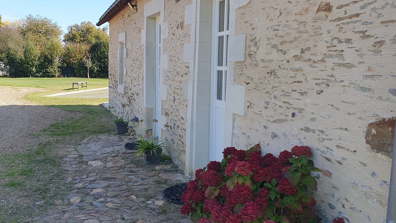 Photo of Outdoor in Feneu