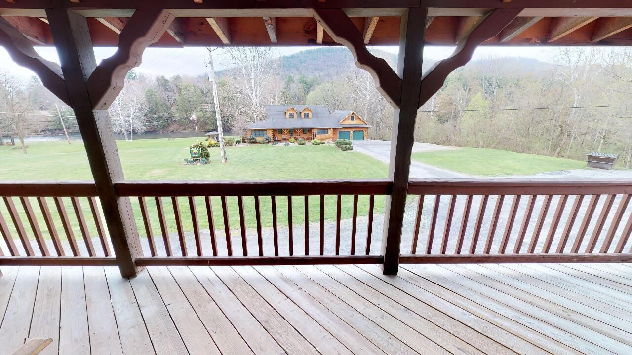 Photo of Patio Balcony in Sabinsville