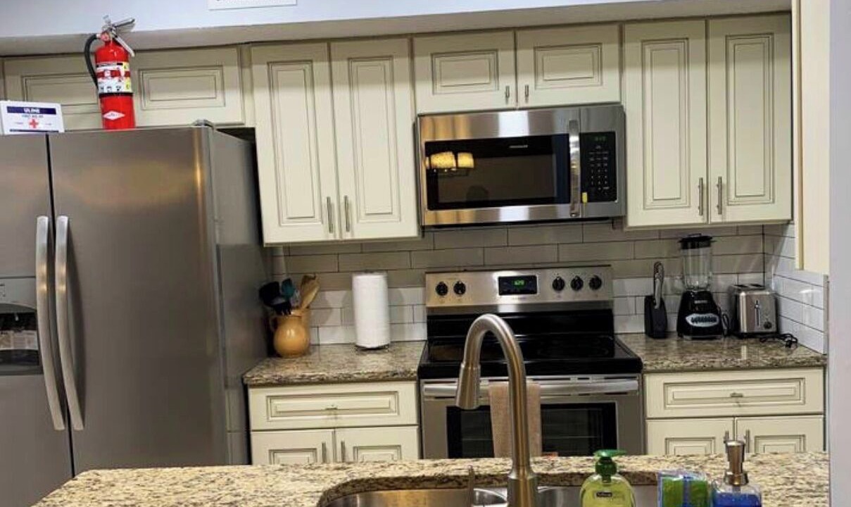 Photo of Kitchen in Doctors Inlet