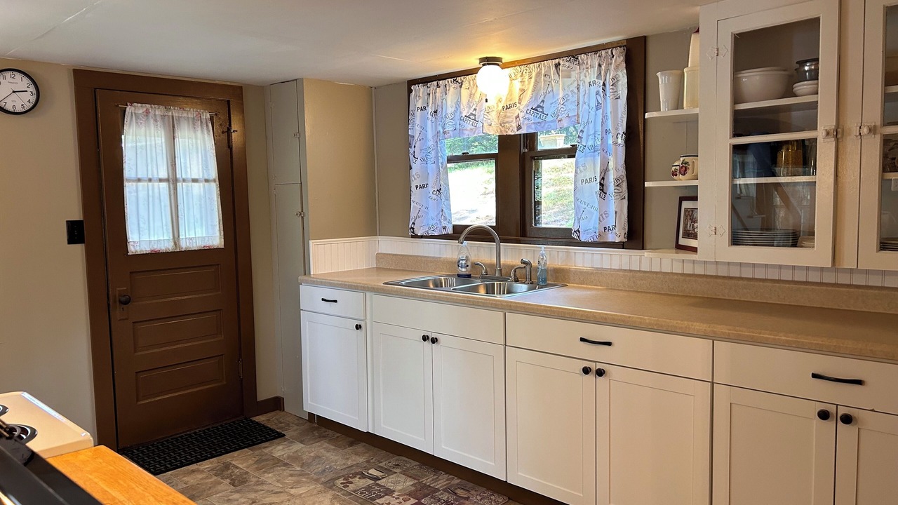 Photo of Kitchen in Hadley