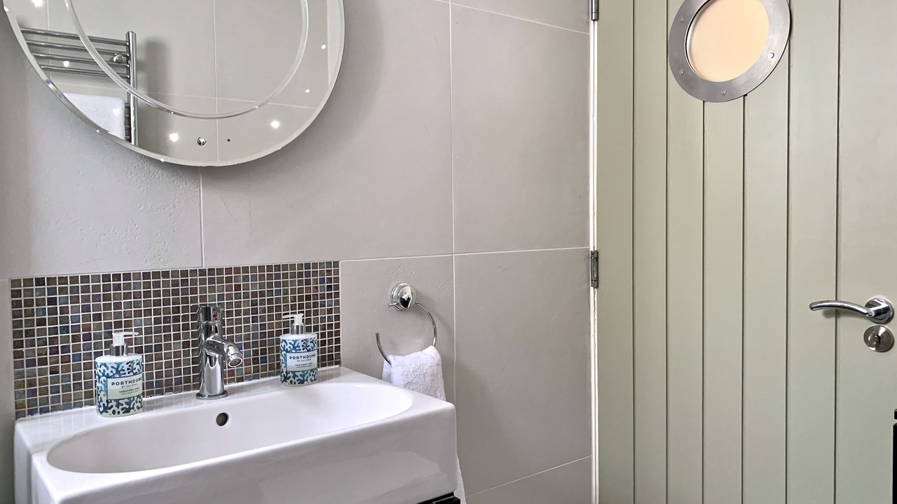 Photo of Bathroom in Treator