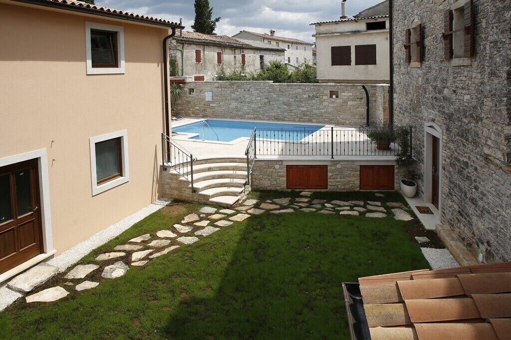 Photo of Outdoor in Burici