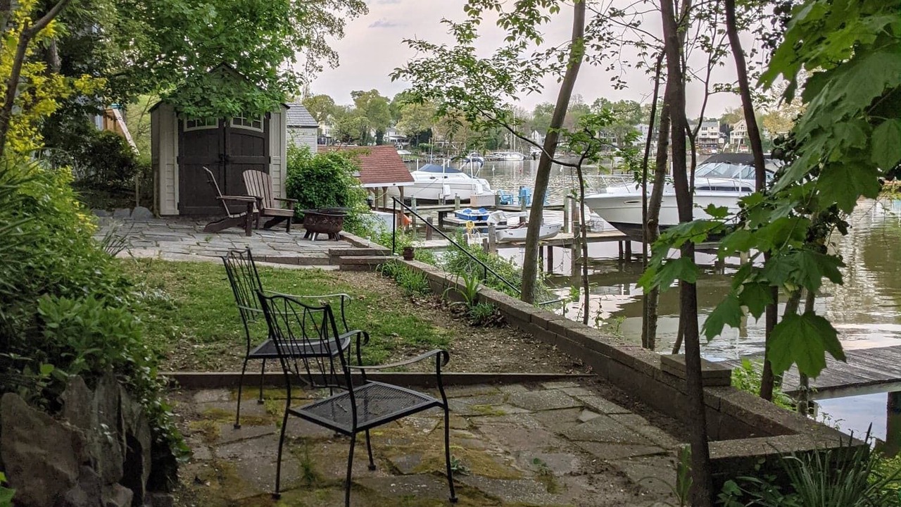 Photo of Others in Green Haven
