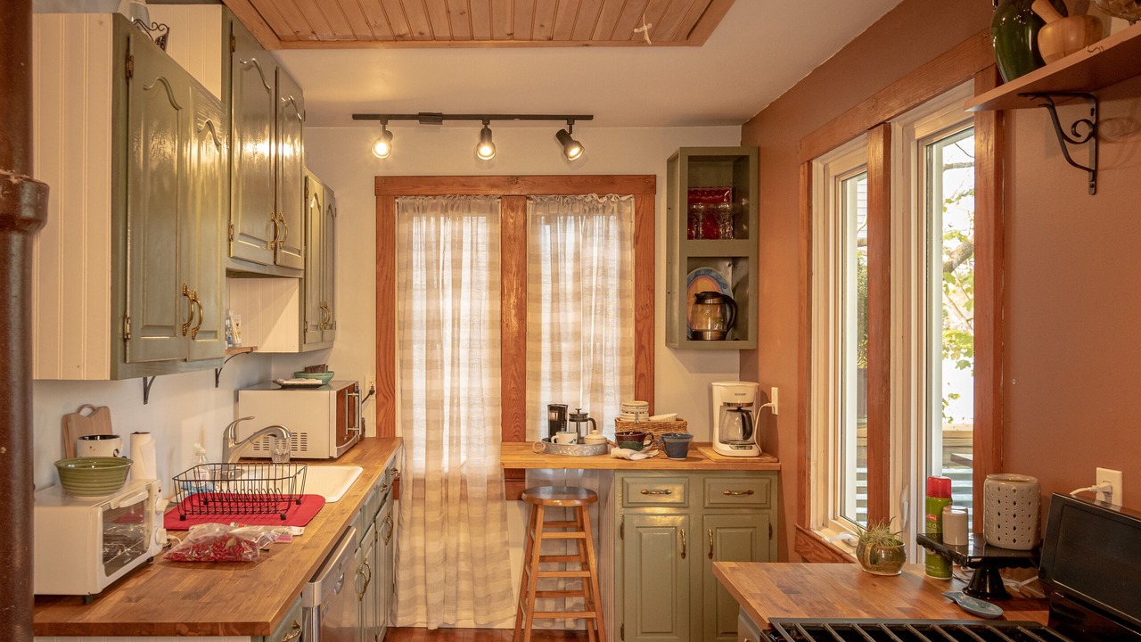 Photo of Kitchen in Green Haven