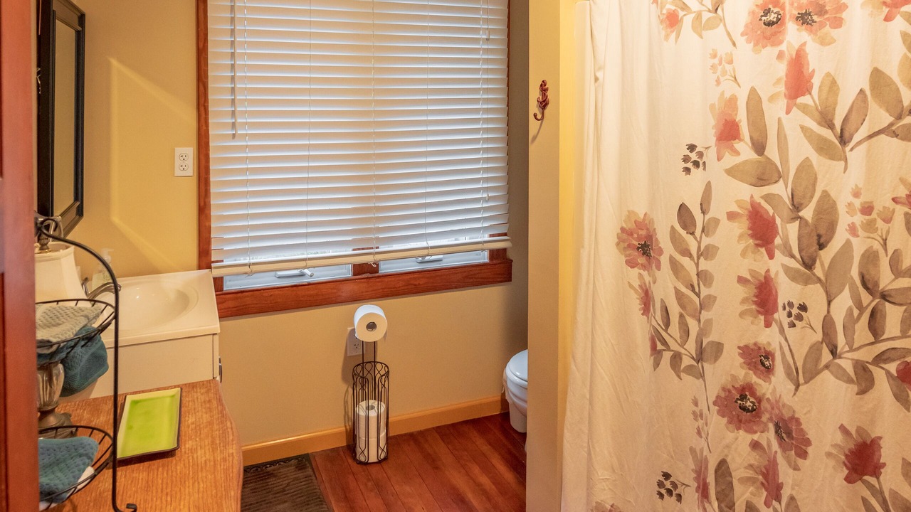 Photo of Bathroom in Green Haven