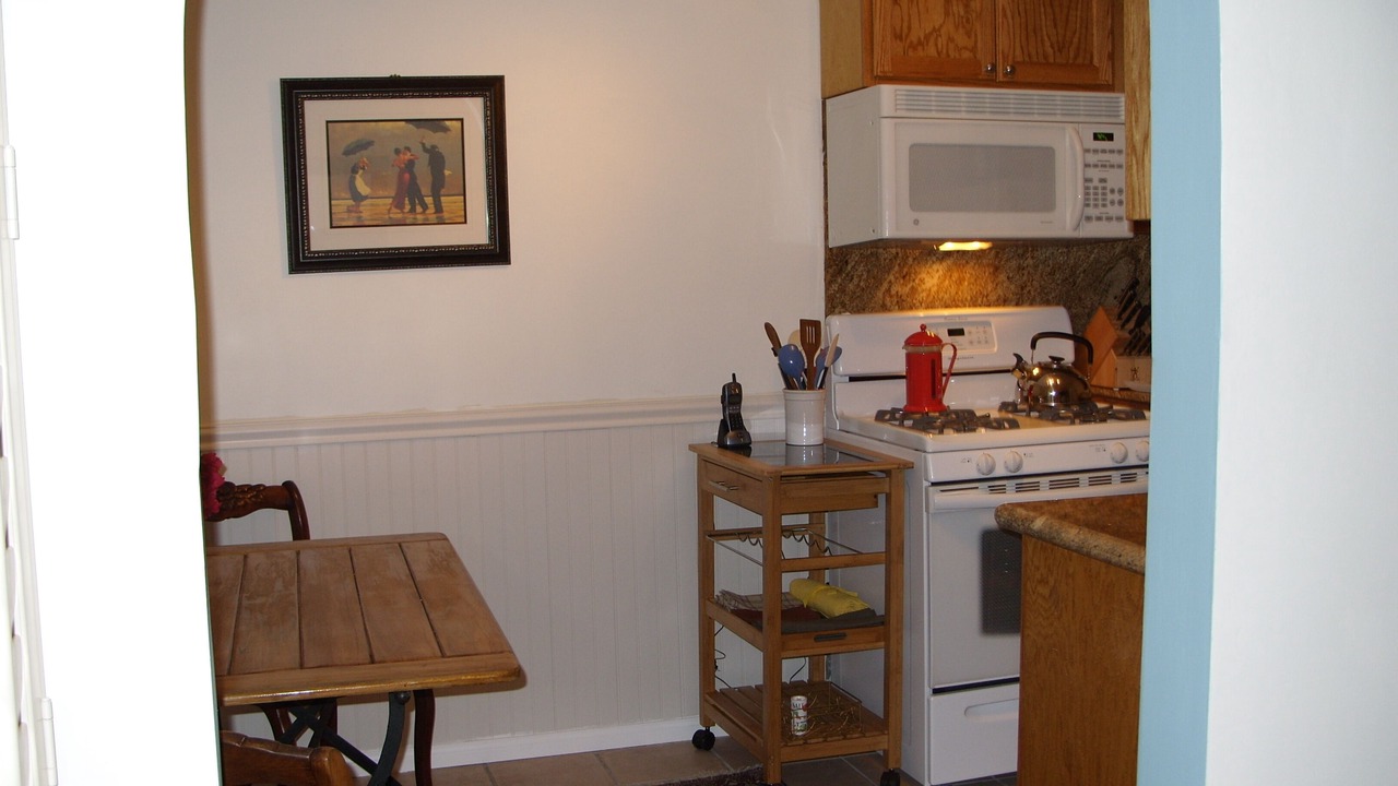 Photo of Kitchen in Beachwood Canyon