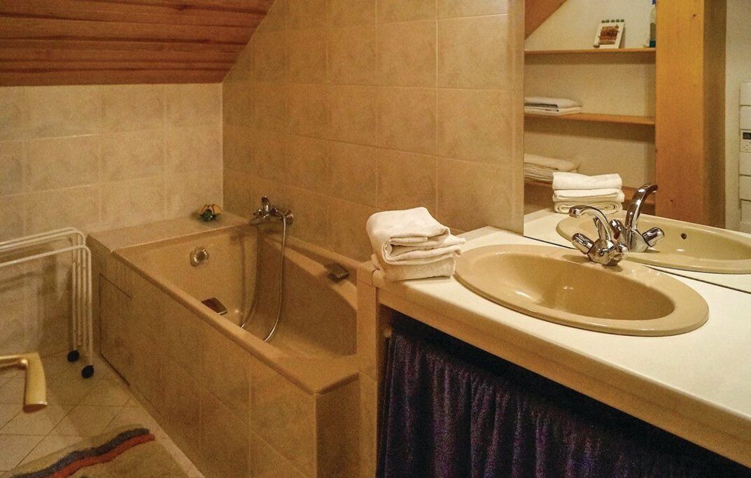 Photo of Bathroom in Faverges-Seythenex