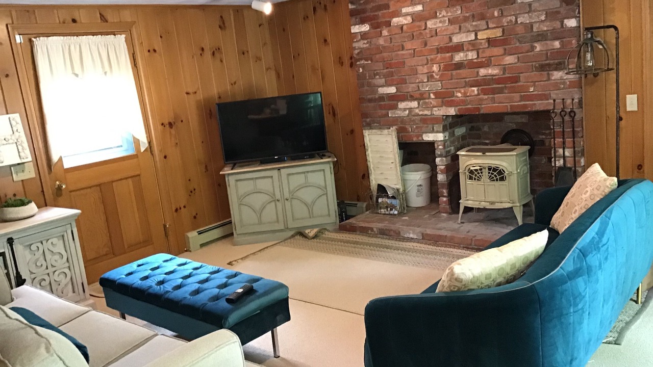 Photo of Livingroom in Charlestown