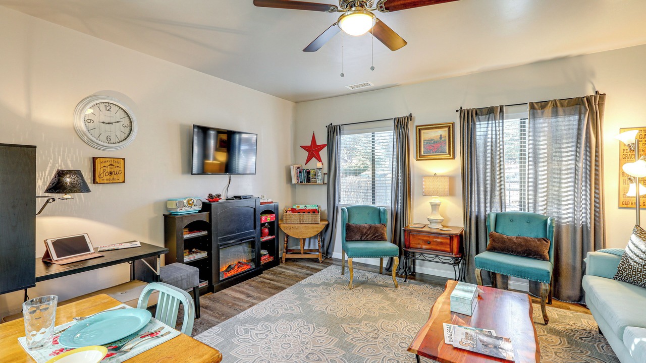 Photo of Livingroom in Flagstaff