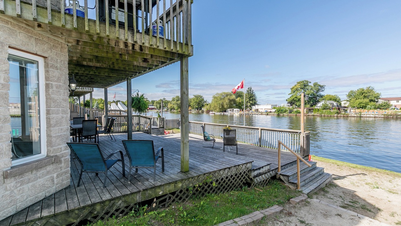 Photo of Patio Balcony in Wasaga Beach