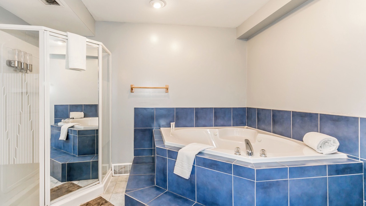 Photo of Bathroom in Wasaga Beach