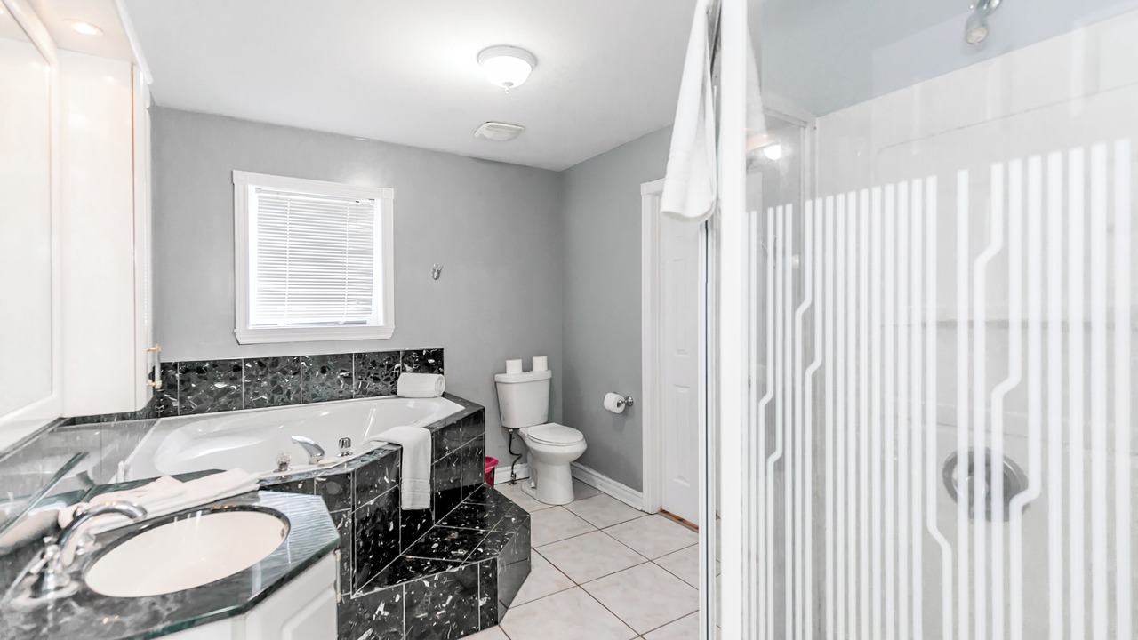 Photo of Bathroom in Wasaga Beach