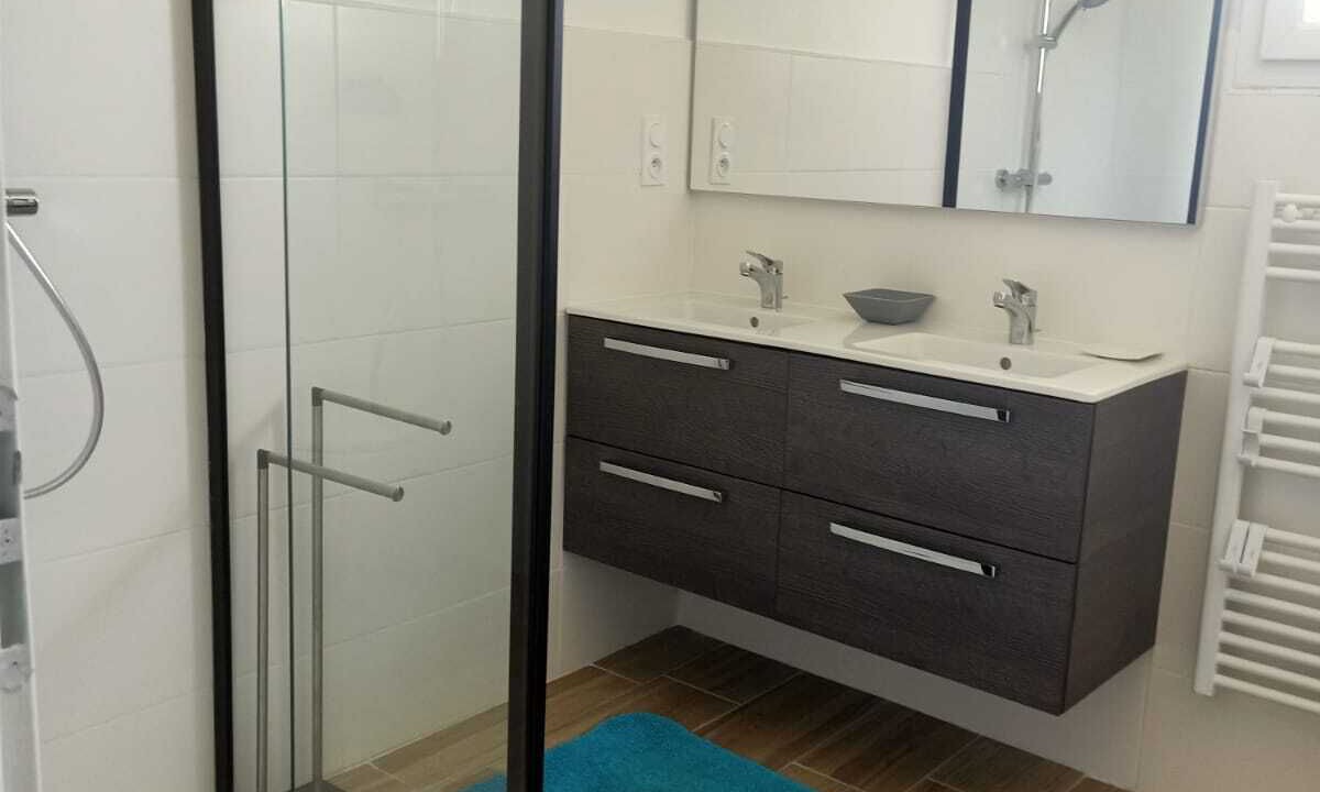 Photo of Bathroom in Potelieres