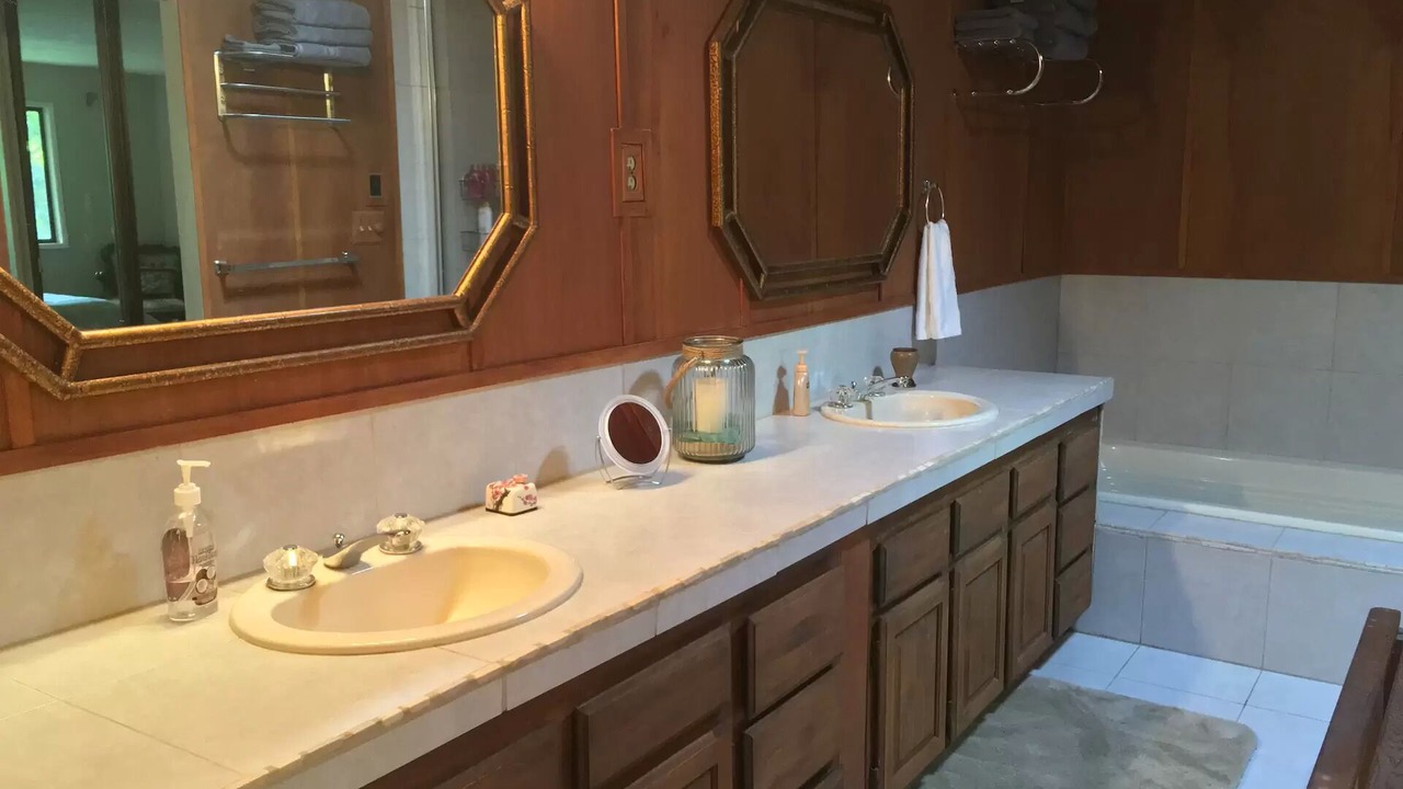 Photo of Bathroom in Seaside
