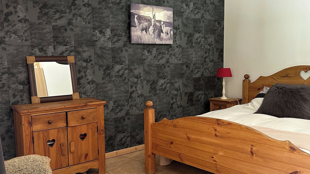 Photo of Bedroom in Engins