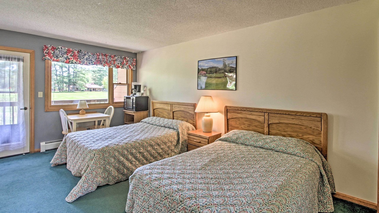 Photo of Others in Woodstock