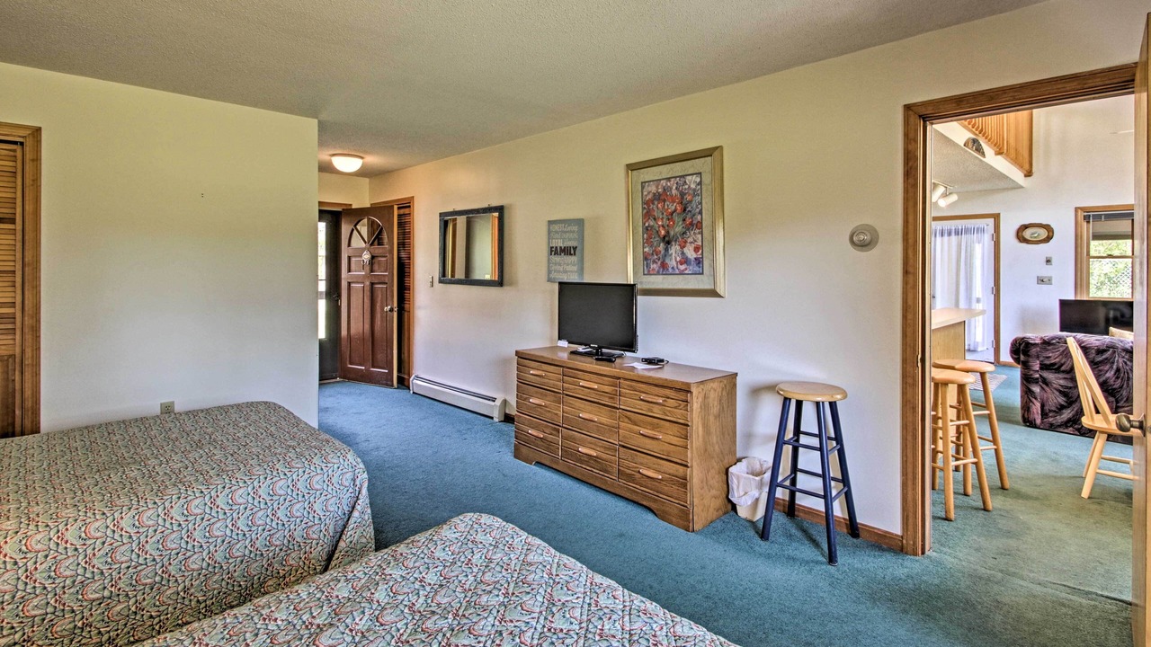 Photo of Others in Woodstock