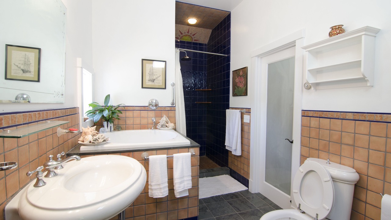 Photo of Bathroom in Town of Dover