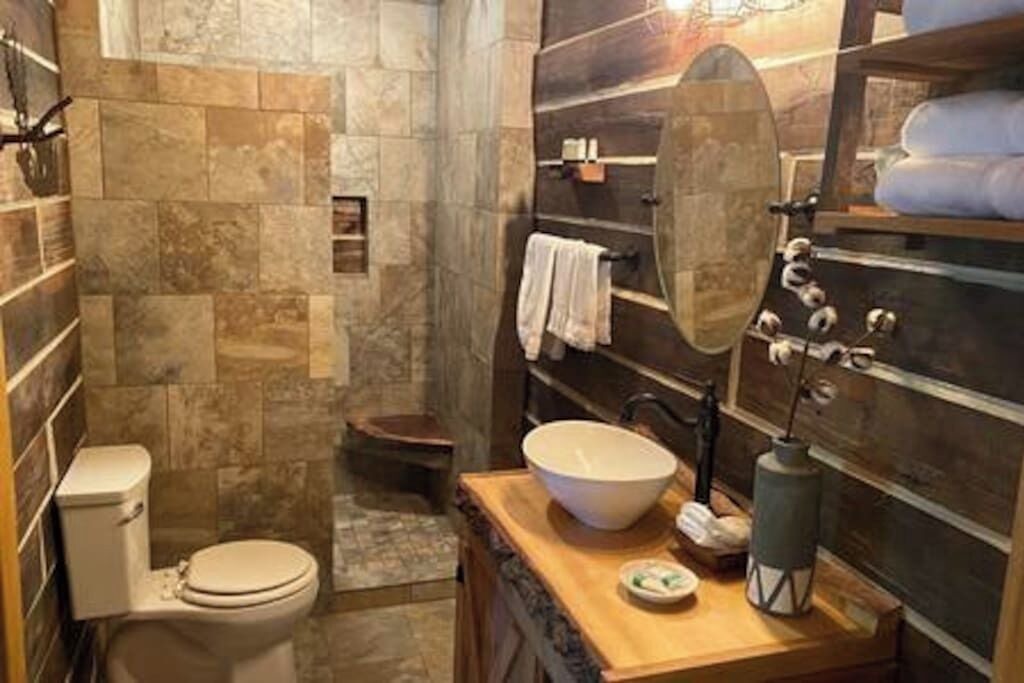 Photo of Bathroom in Anna